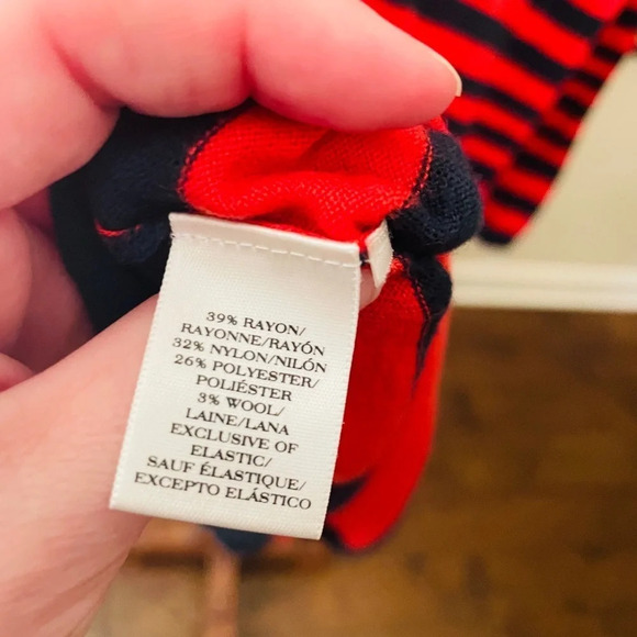 Ann Taylor women’s sweater, v-neck, 3/4 sleeve, elastic waist SZ XL navy red - Picture 5 of 6